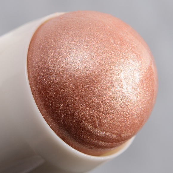 MERIT Day Glow Dewy Highlighting Balm - Bounce NIB - Picture 2 of 3